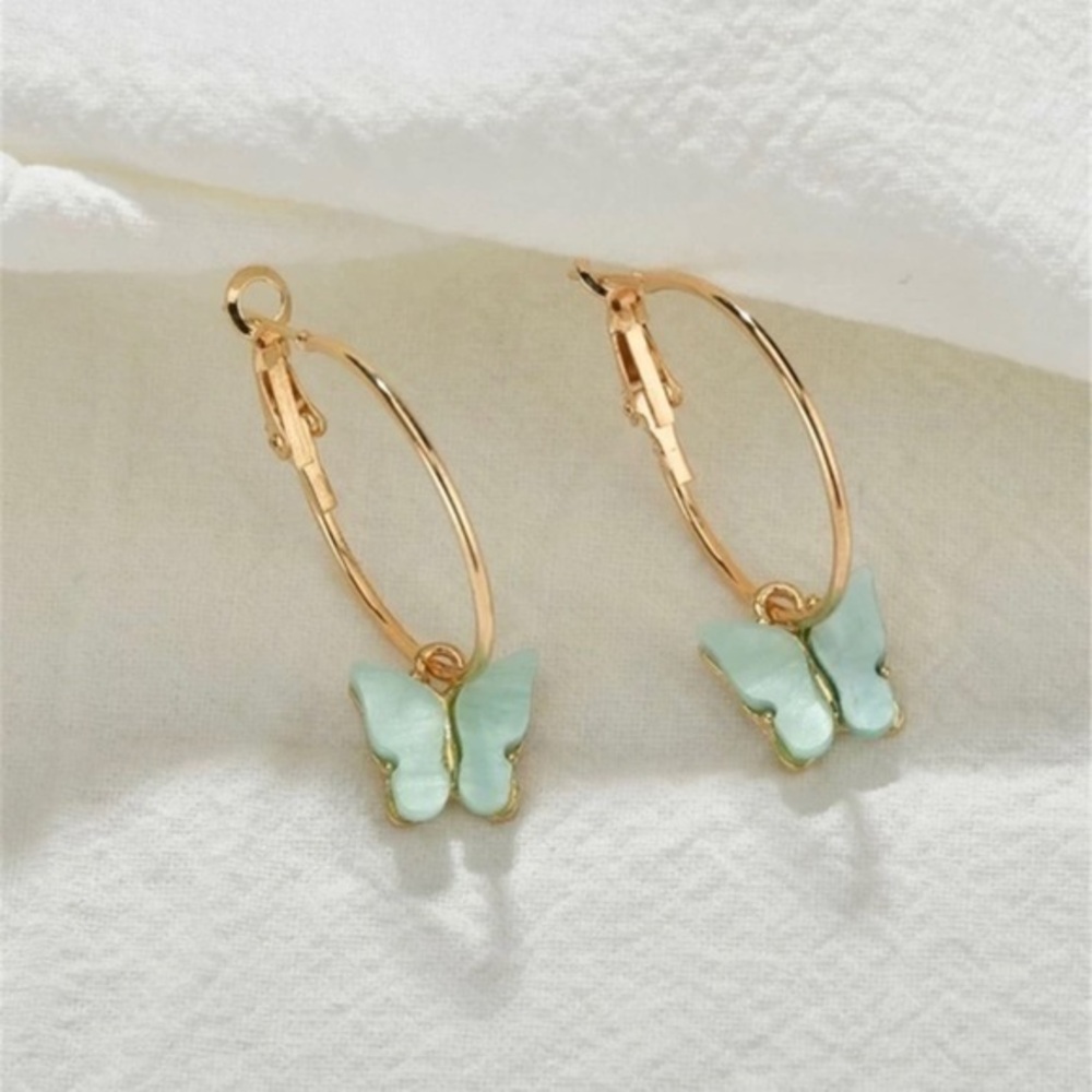 3/$30 💛 Butterfly Hoop Earrings